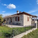 Gorgeous Home In Nedescina